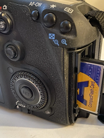 Canon EOS 7D Camera Body DS126251 with strap and LC-E6 charger 4