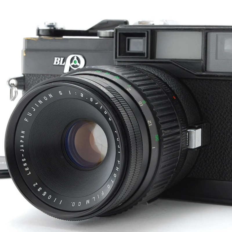 Fuji Fujica G690 Film Camera Fujinon 100mm F3.5 Lens
